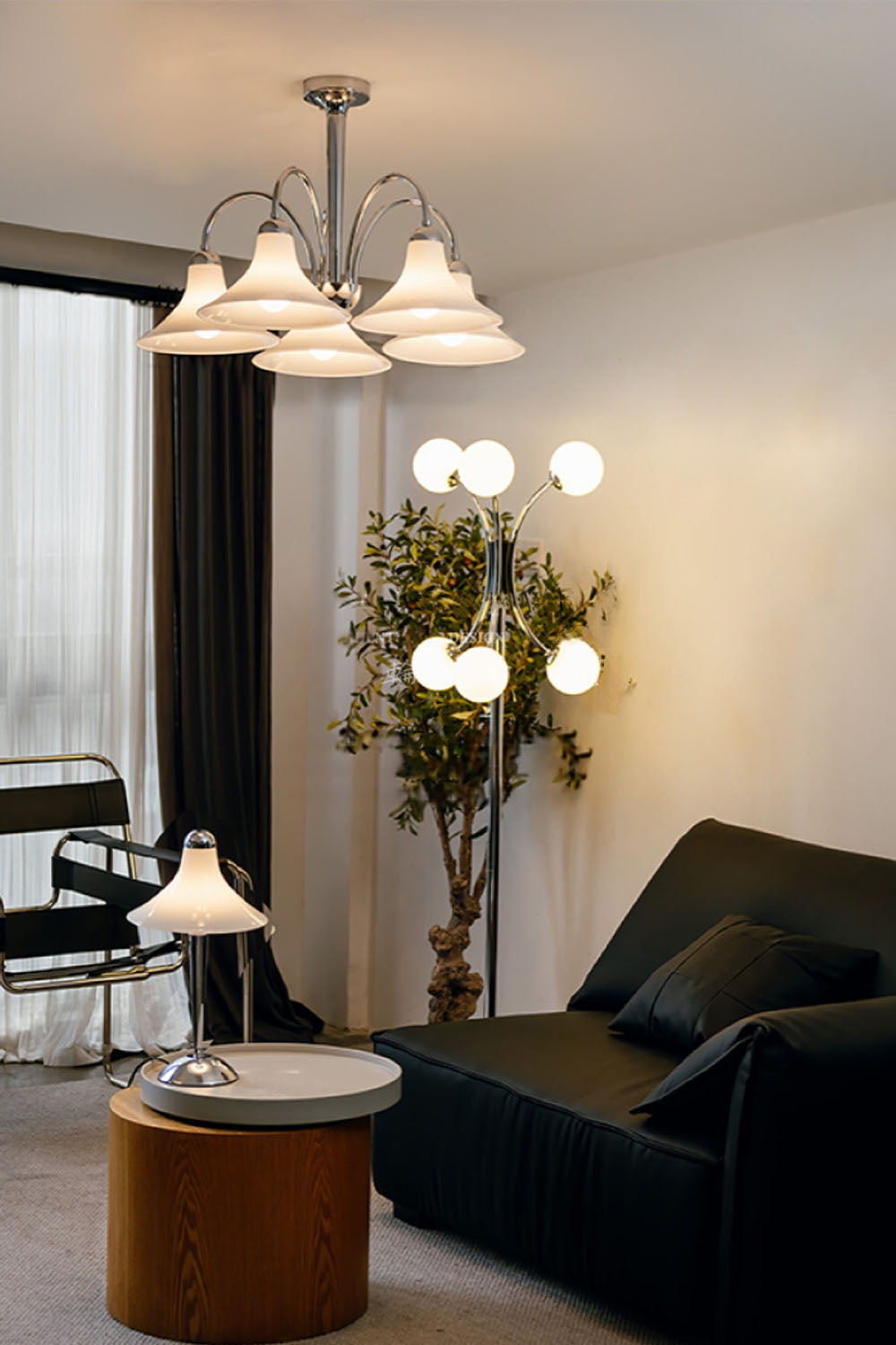 Modern Trumpet Glass Chandelier - view 3 | vexalamps