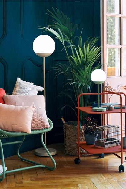 Mooon Outdoor Rechargeable Floor Lamp - view 5 | vexalamps