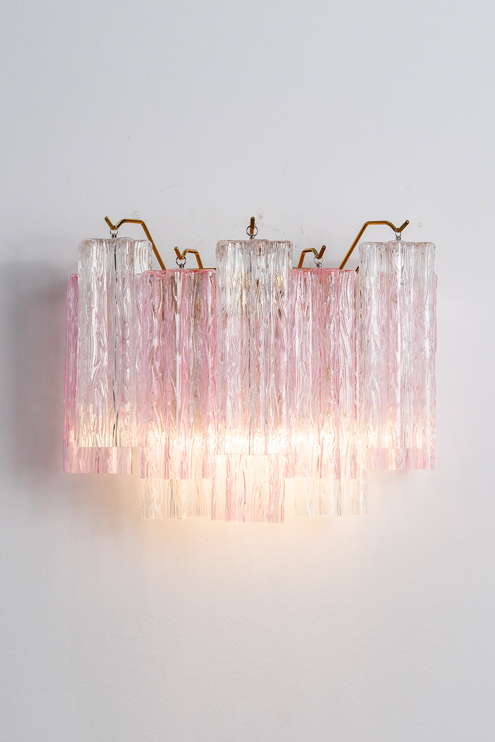 Art Style Glass Wall Lamp - view 9 | vexalamps