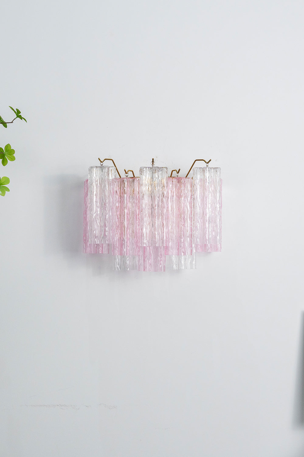 Art Style Glass Wall Lamp - view 15 | vexalamps