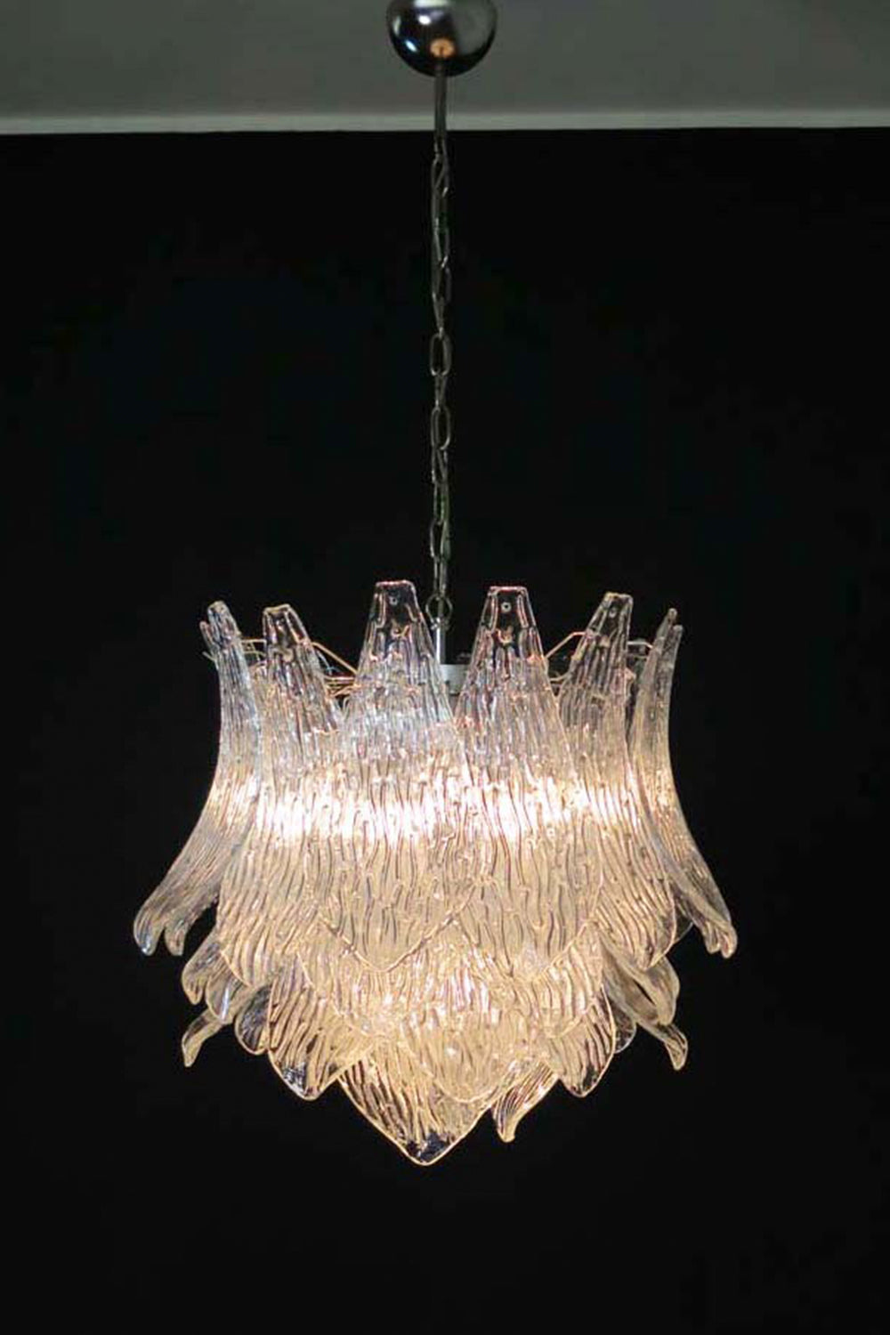 Art Ripple Leaf Glass Chandelier - view 9 | vexalamps