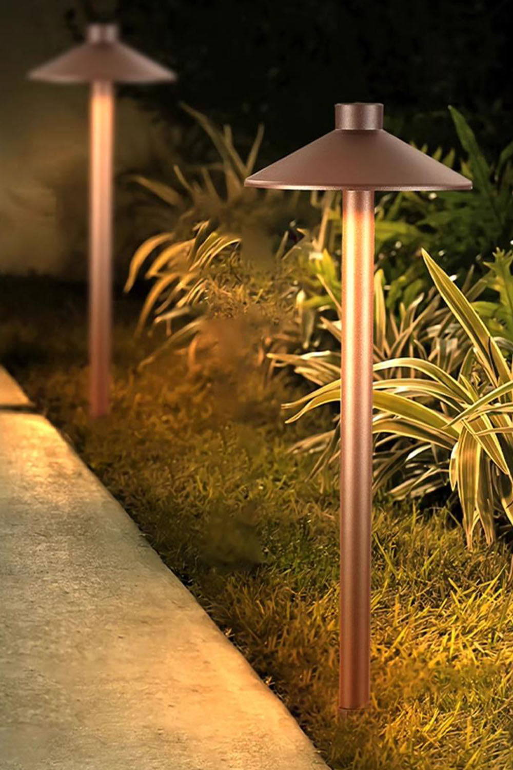 Mushroom Acrylic Outdoor Floor Lamp - view 6 | vexalamps