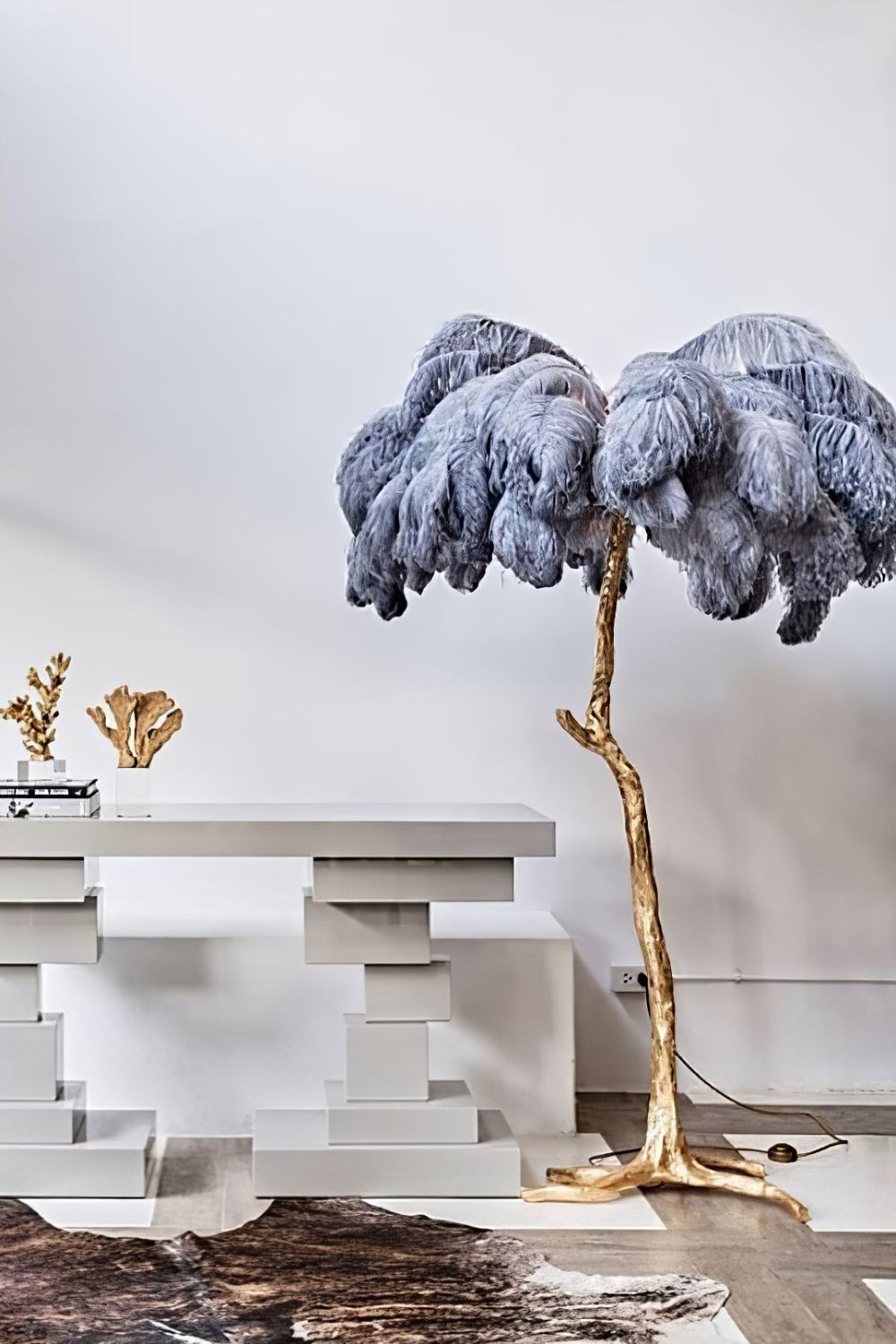 Ostrich Feather Floor Lamp - vexalamps