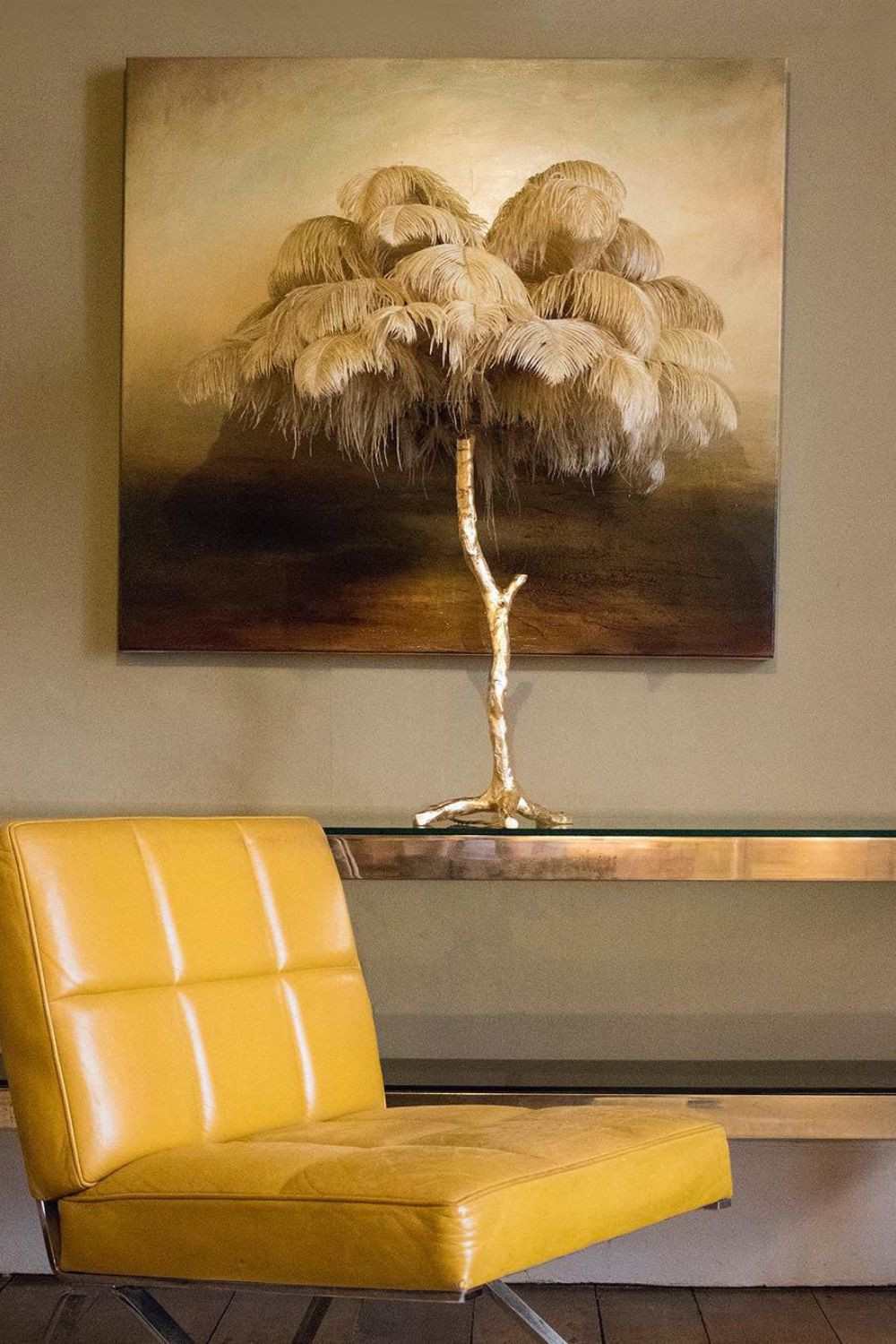 Ostrich Feather Table Lamp - vexalamps