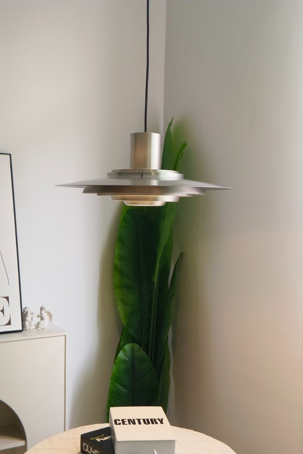 P376 Pendant Light - view 7 | vexalamps