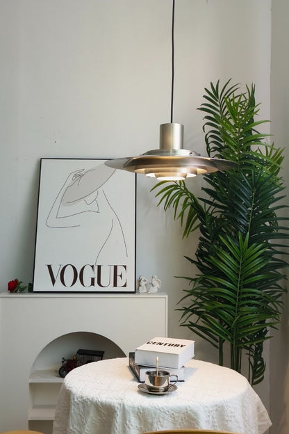 P376 Pendant Light - view 10 | vexalamps