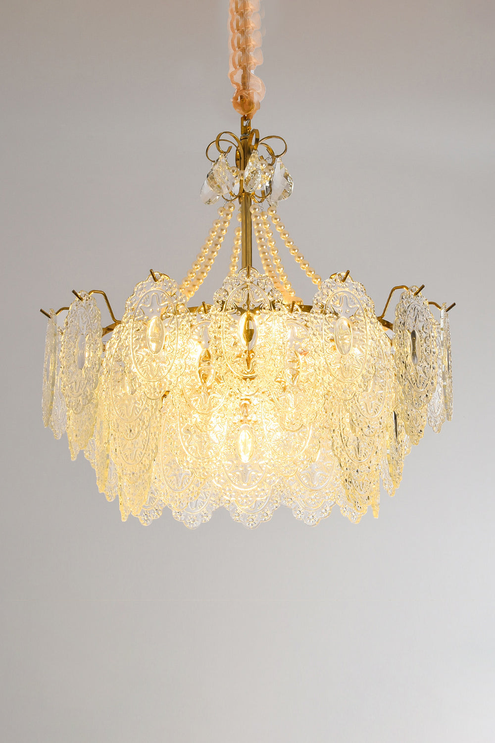 Pearls Glass Chandelier - vexalamps