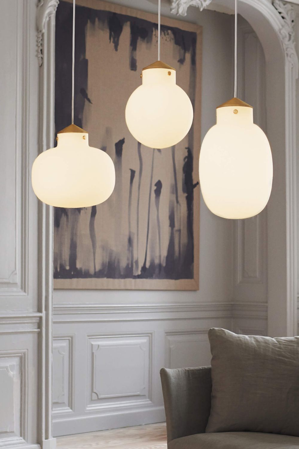 Raito Glass Globe Pendant Light - view 2 | vexalamps