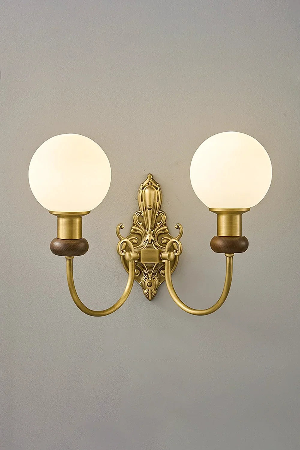 Retro Brass Wall Lamp - view 10 | vexalamps