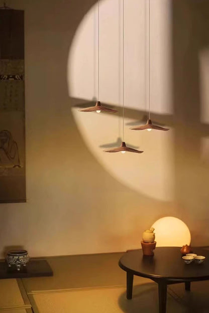 Retro Wabi-Sabi Lotus Leaf Pendant Light - view 3 | vexalamps