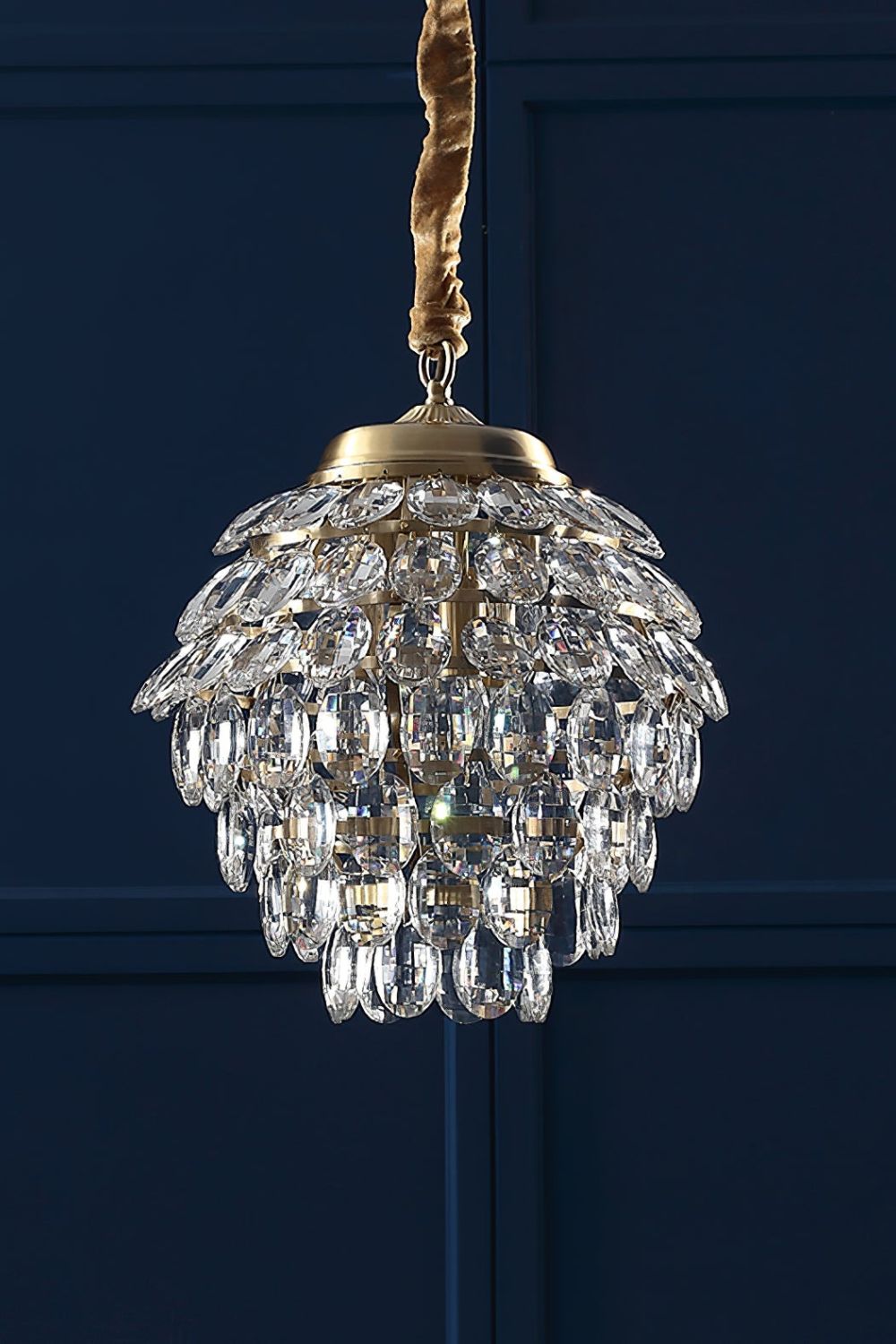 Roxanne Crystal Pendant Light - vexalamps