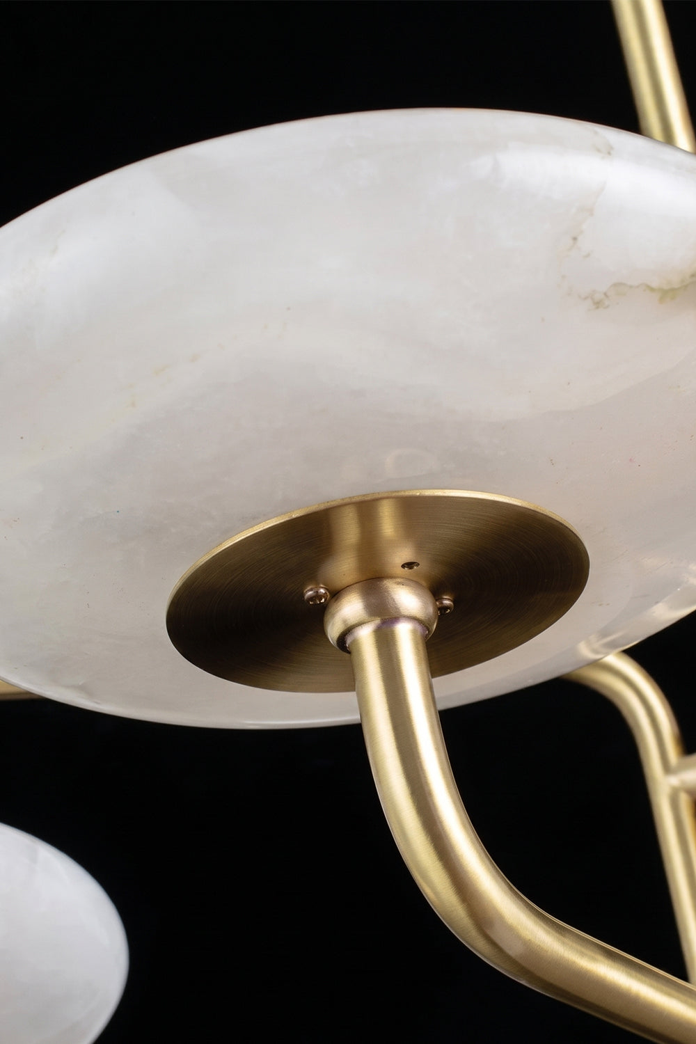 Solaris Alabaster Brass Chandelier |Alabaster detail | Samu  Lamp