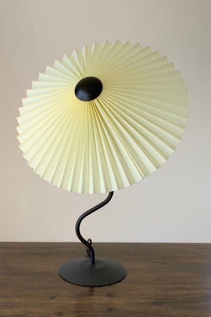 Squiggle Table lamp - vexalamps
