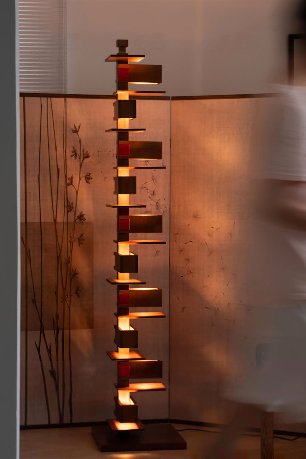Taliesin Floor Lamp - view 14 | vexalamps