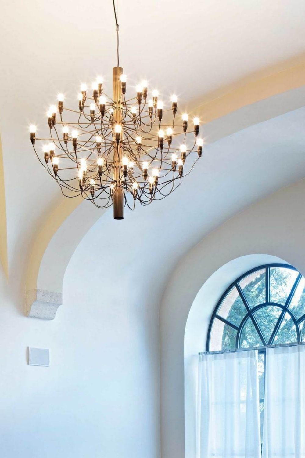Traditional Mid-century 2097 Chandelier - view 8 | vexalamps
