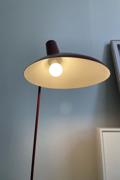Tripod HM8 Floor lamp - view 12 | vexalamps