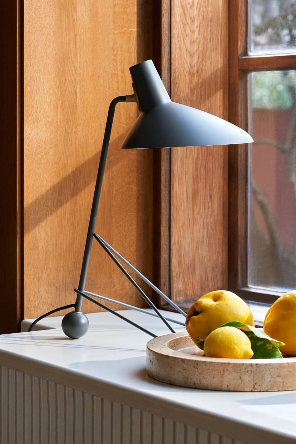 Tripod HM9 Table Lamp - vexalamps