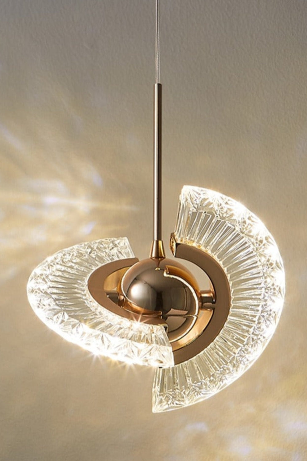 UFO Acrylic Pendant Light - vexalamps
