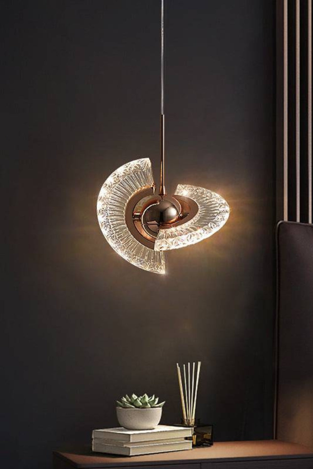UFO Acrylic Pendant Light - vexalamps
