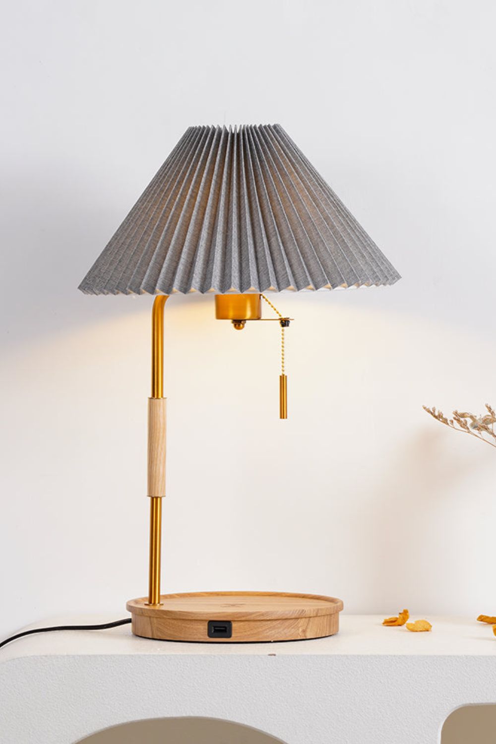 Wooden Retro Table Lamp - vexalamps