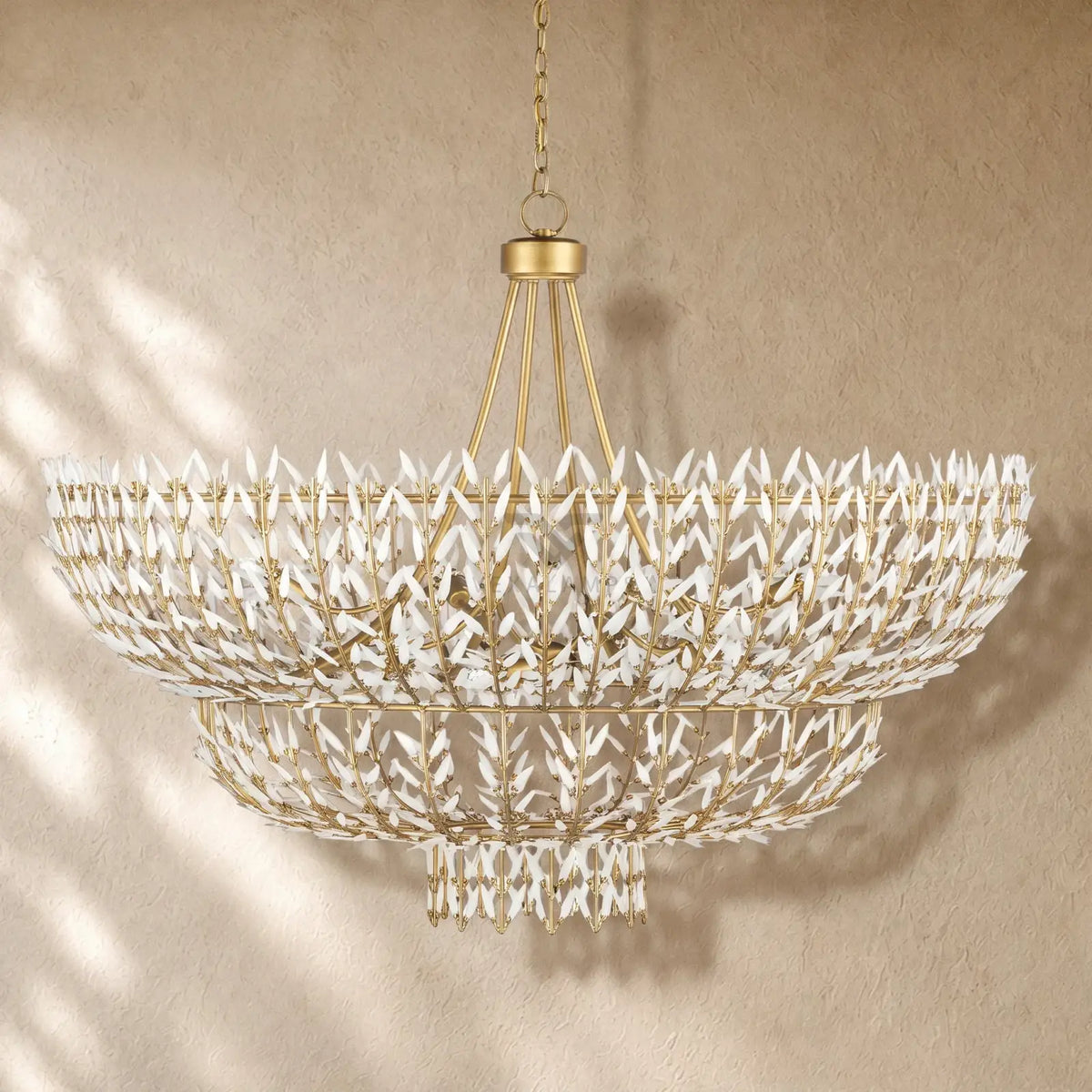 Morrigen Round Chandelier 34’’ 56’’D