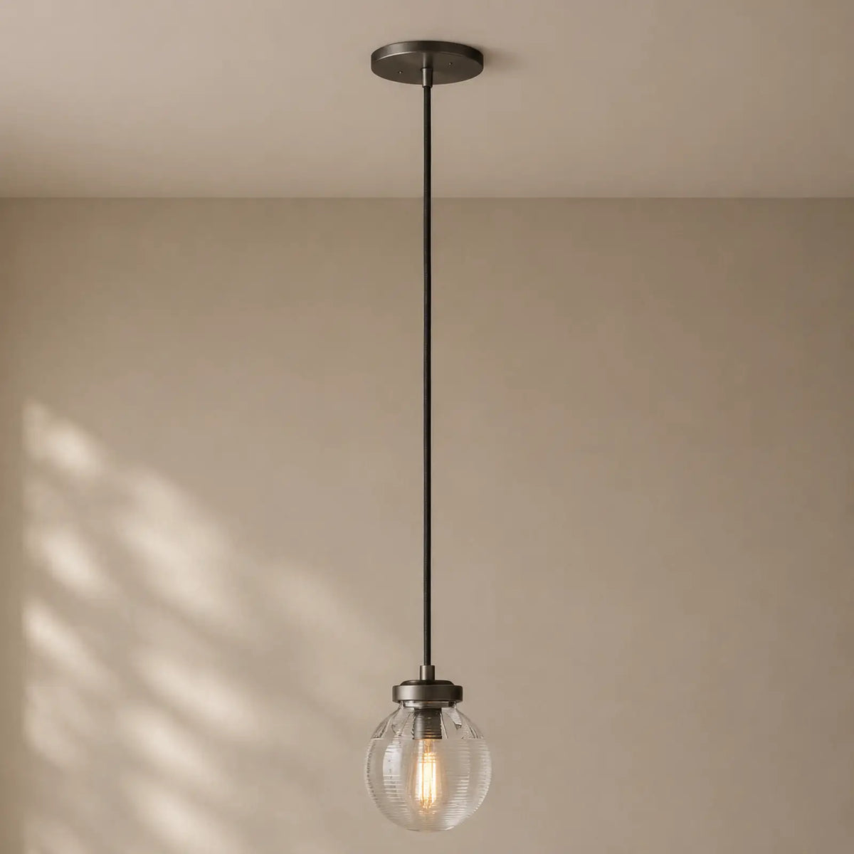 Pearly Pendant - Matte Black