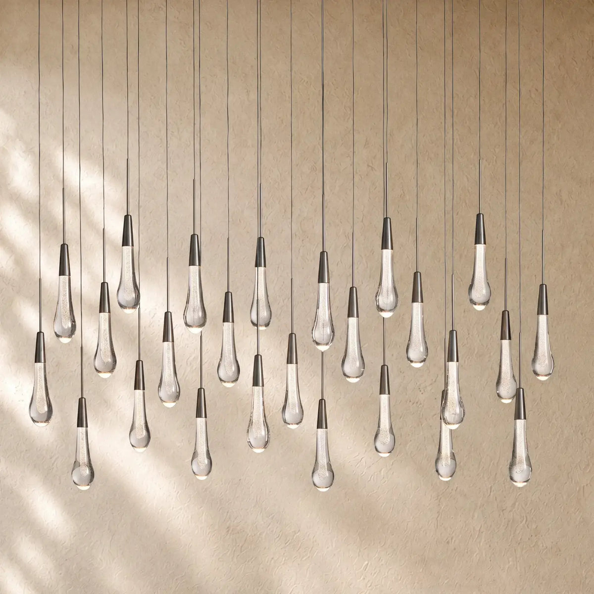 Soltairan Linear Chandelier - Raindrop Pendant Lighting - 50” 25-Light / Black