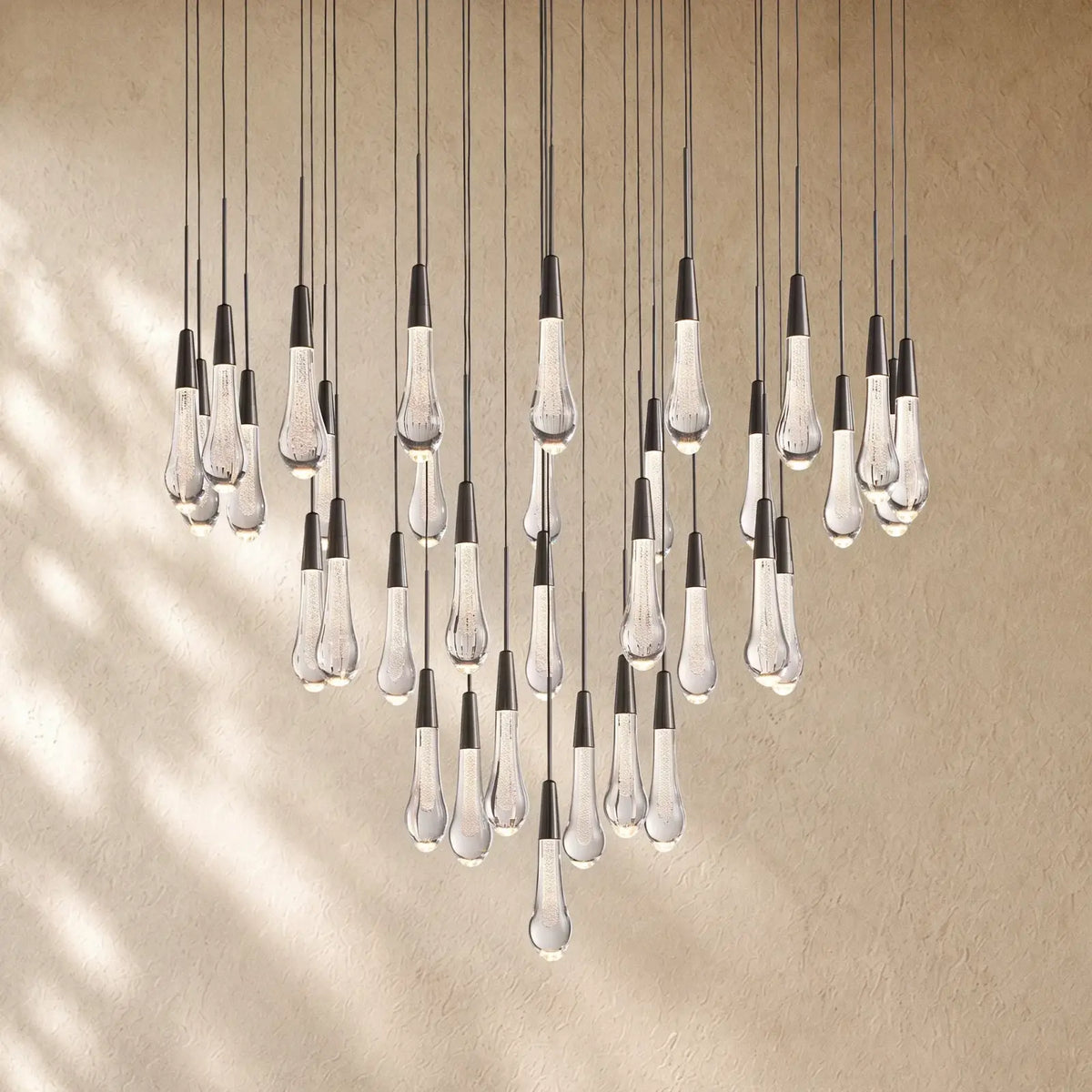 Soltairan Round Chandelier 17’’ 24’’ 36’’ 48’’ 58’’ - 34-Light 36’’ / Black