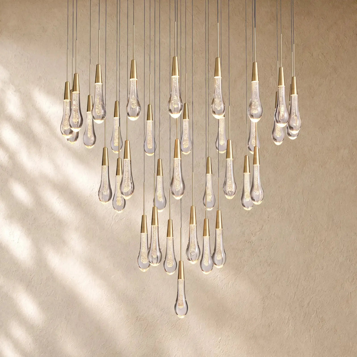Soltairan Round Chandelier 17’’ 24’’ 36’’ 48’’ 58’’ - 34-Light 36’’ / Brass