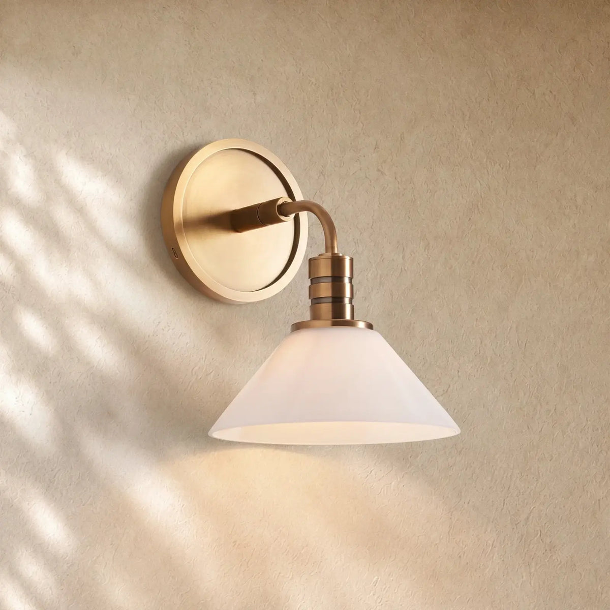Theronm Sconce